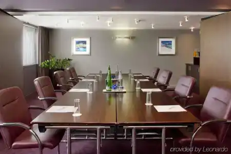 Holiday Inn Aberdeen West, An Ihg - 11