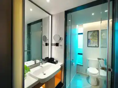 Hampton by Hilton Guangzhou Tianhe Sports Center - 8