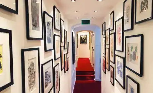 Ambassade - 18