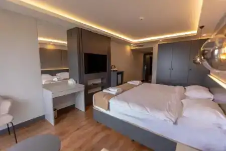 Santana Otel - 184