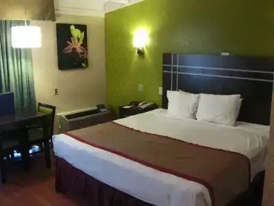 Best Western Orlando West - 2
