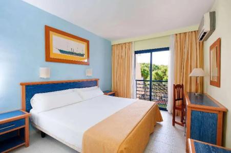 Sol Sancti Petri Aparthotel - 133