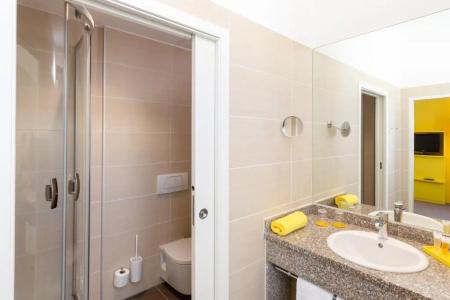 HiLight Suites - 118