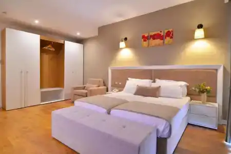 Sandy Beach Resort - 9
