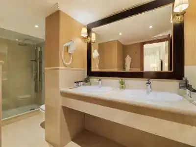 H10 Corregidor Boutique - 72