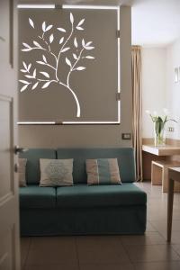 Le Rose Suite - 145
