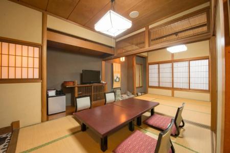 Kappo Ryokan Shiroyama - 11