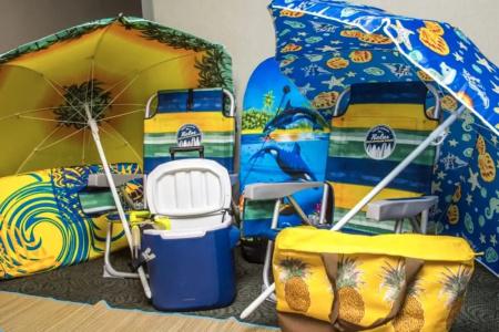 Tropical Studios At Marine Surf Waikiki - Free Parking - Best Location - Full Kitchen - Swimming Pool - 48