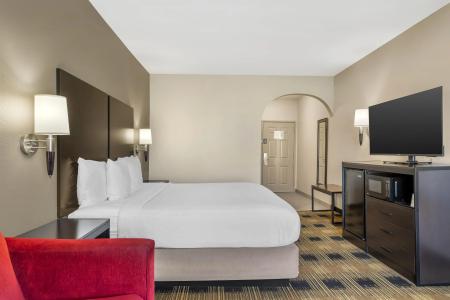 Best Western Plus Heritage Inn - 66