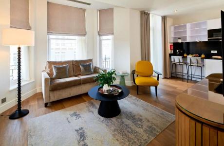 Cheval Harrington Court at South Kensington - 12