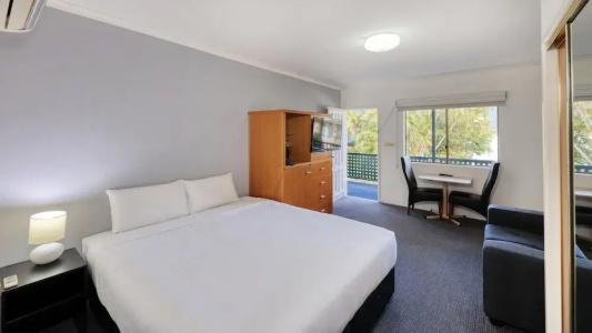 Best Western Cattle City Motor Inn - 70
