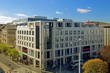 Courtyard by Marriott Budapest City Center - 33