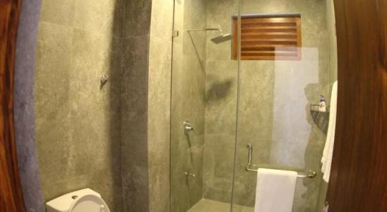 Sapphire Seas Beachfront - 9