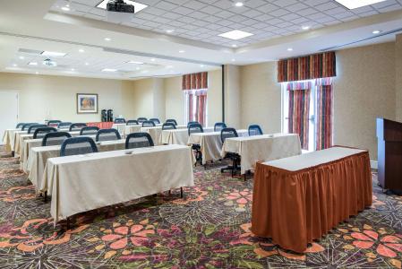 Hilton Garden Inn - 15