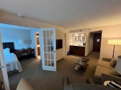 Cambridge Suites - 52