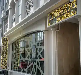 Beyzas & Suites - 0