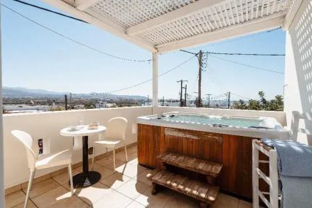 Mitos Suites - 103