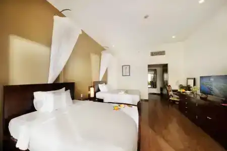Diamond Bay Resort & Spa - 240