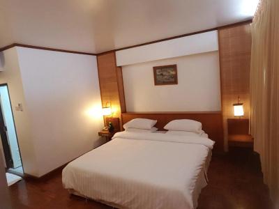 Dusit - 30