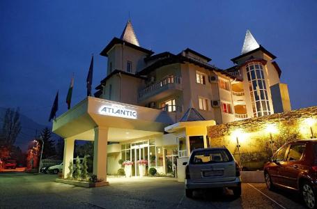 Atlantic - Free Parking - 23