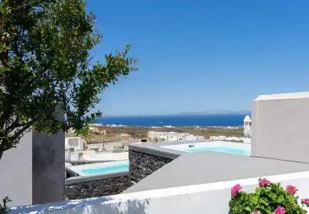 Elysian Santorini - 15