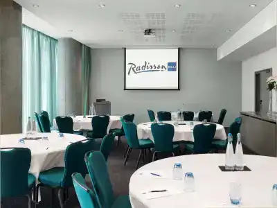 Radisson Blu, Birmingham - 6