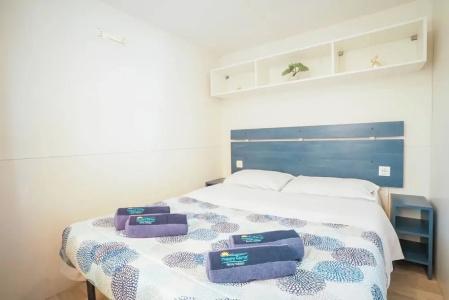 Happy Camp mobile homes in BalatonTourist Füred Camping & Bungalows - 15