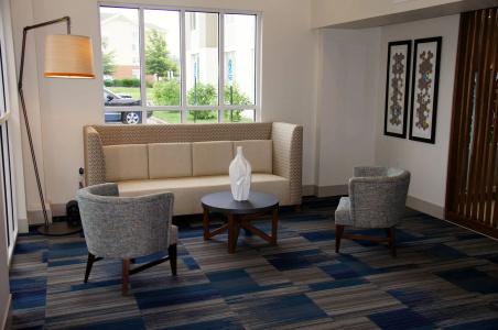 Holiday Inn Express - Norfolk, an IHG - 7