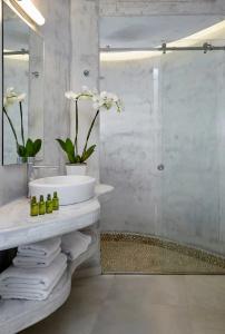 Aperanto Suites - 51