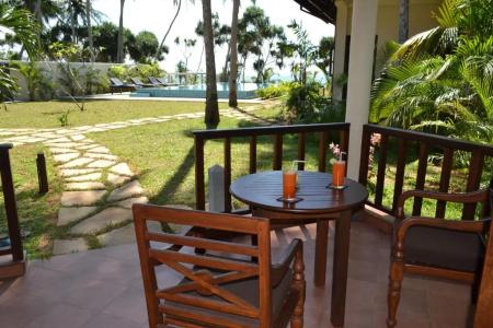 Lanka Beach Bungalows - 57