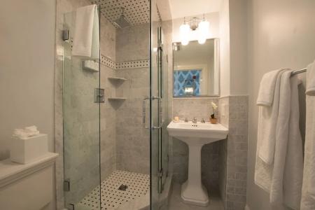 Serenity Inn - 48