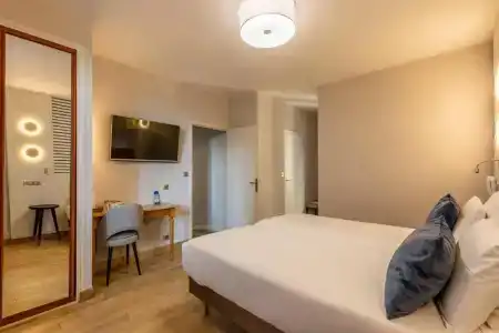 Kyriad Saint Malo Centre Plage - 85