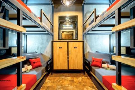 Episode 11 Hostel - 31