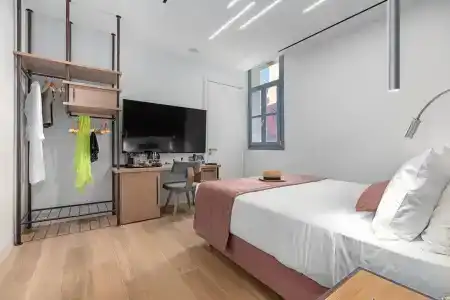 Hellenic Vibes Smart - 5