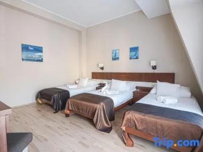Holiday Beach Budapest Wellness with Sauna Park - 23