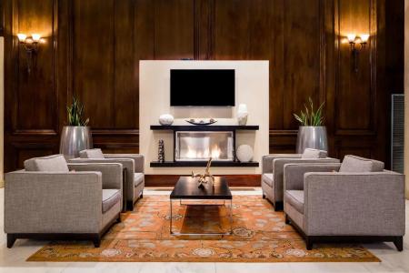 The Whitehall Houston - 19