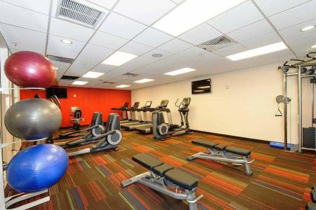 Courtyard by Marriott Times Square West - 25