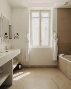 Hôtel Les Roches Blanches Cassis - 115