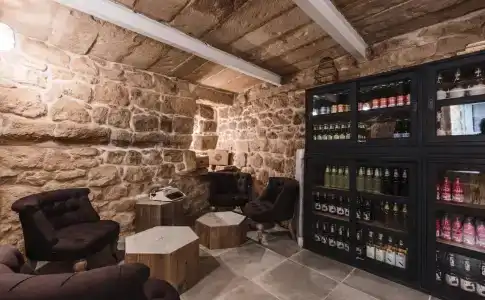 Talbot and Bons Boutique - 6