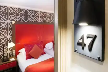 Philéas Lazare & Spa - 52