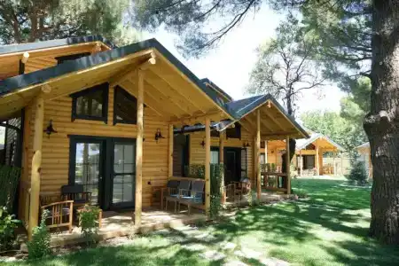 Pino Mar Luxury Bungalows - 23