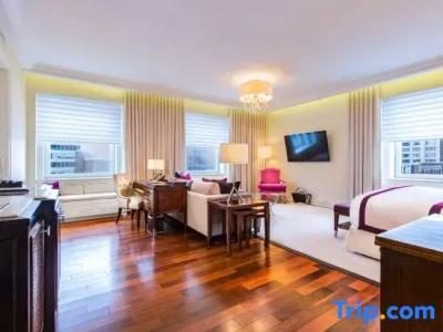 The Ritz-Carlton, - 118