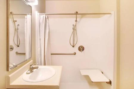 WoodSpring Suites San Antonio South - 43