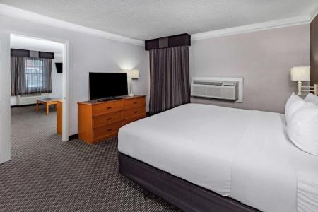 La Quinta Inn by Wyndham I-35 - 58