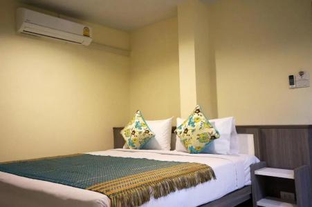 Samsen Sam Place - 139