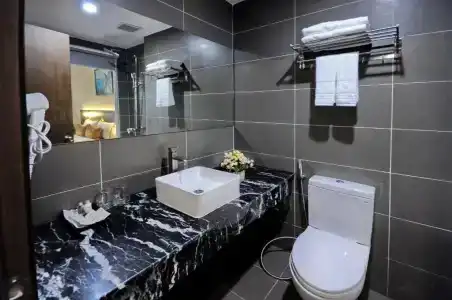 Crown Nguyen Hoang - 96