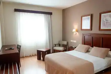 Santiago León - 22
