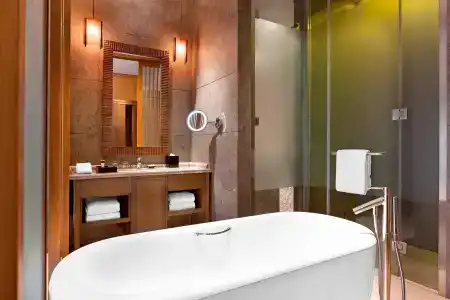 Sheraton Grand Hangzhou Wetland Park Resort - 43