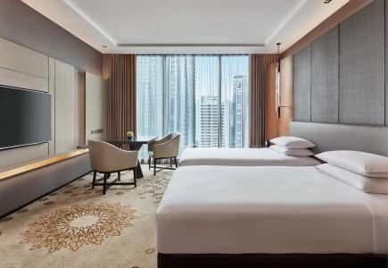 Hyatt Regency Bangkok Sukhumvit - 2
