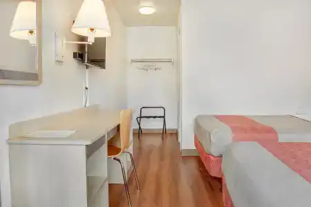 6-Portland, OR - Central - 16